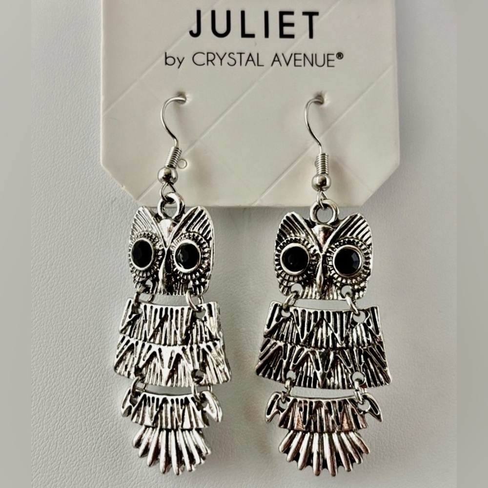 Juliet By Crystal Avenue Owl w/black rhinestone eyes, fish hook  drop,bendable